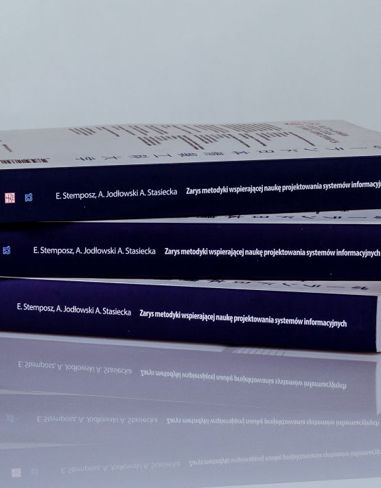 Książki Zarys metodyki wspierającej naukę projektowania systemów informacyjnych